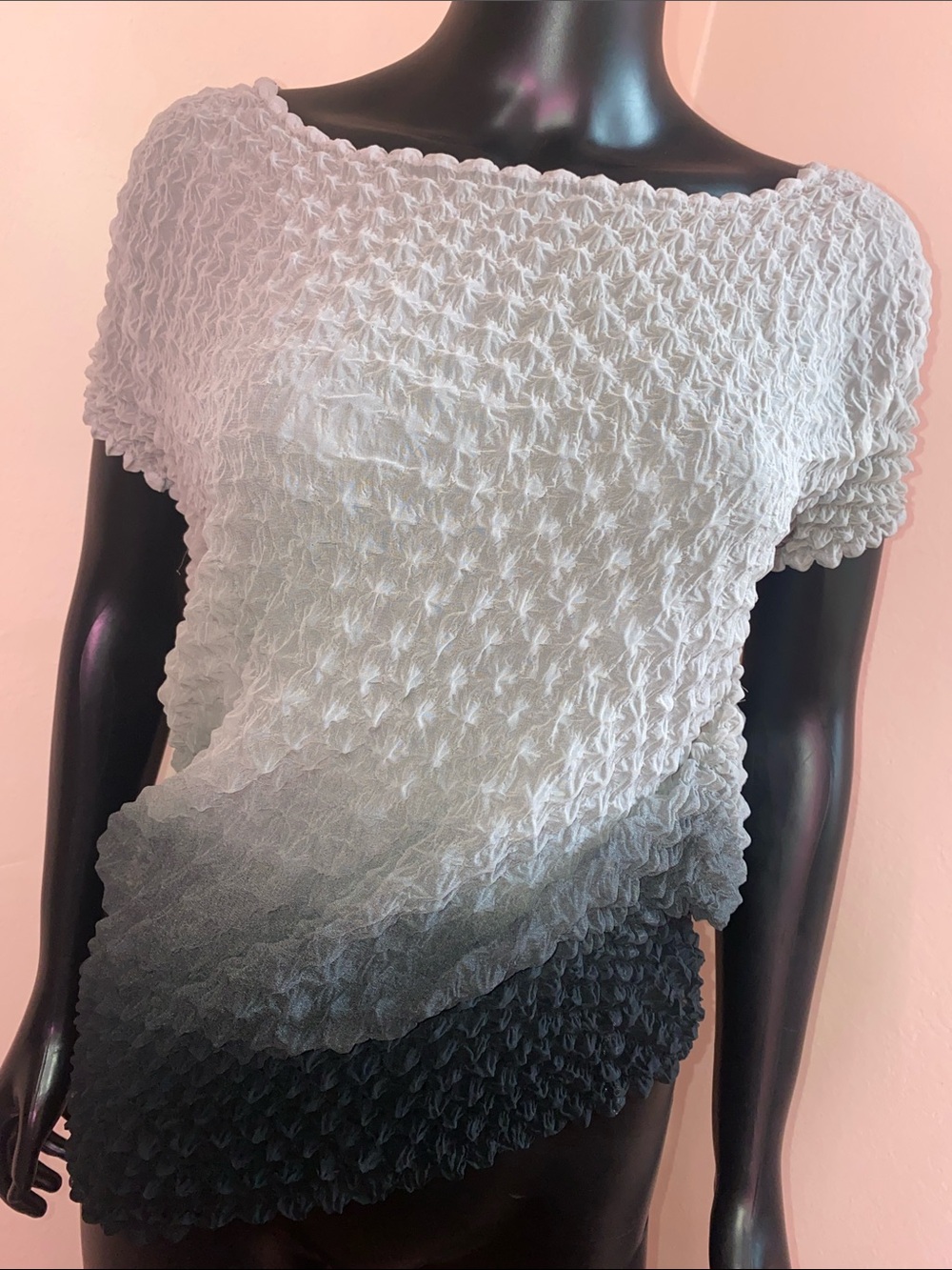 Coolwear Y2K Bubble Popcorn Crinkle Wear Any Way Black & Gray Ombre Top One Size